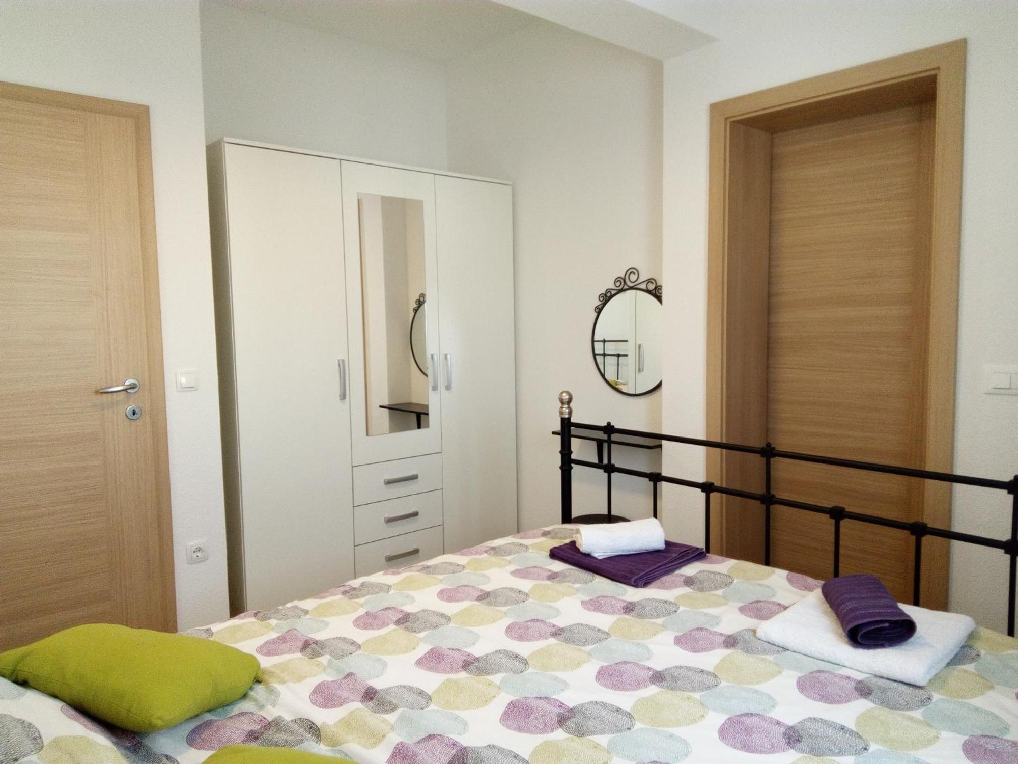 Apartments Medvid Trogir Eksteriør billede