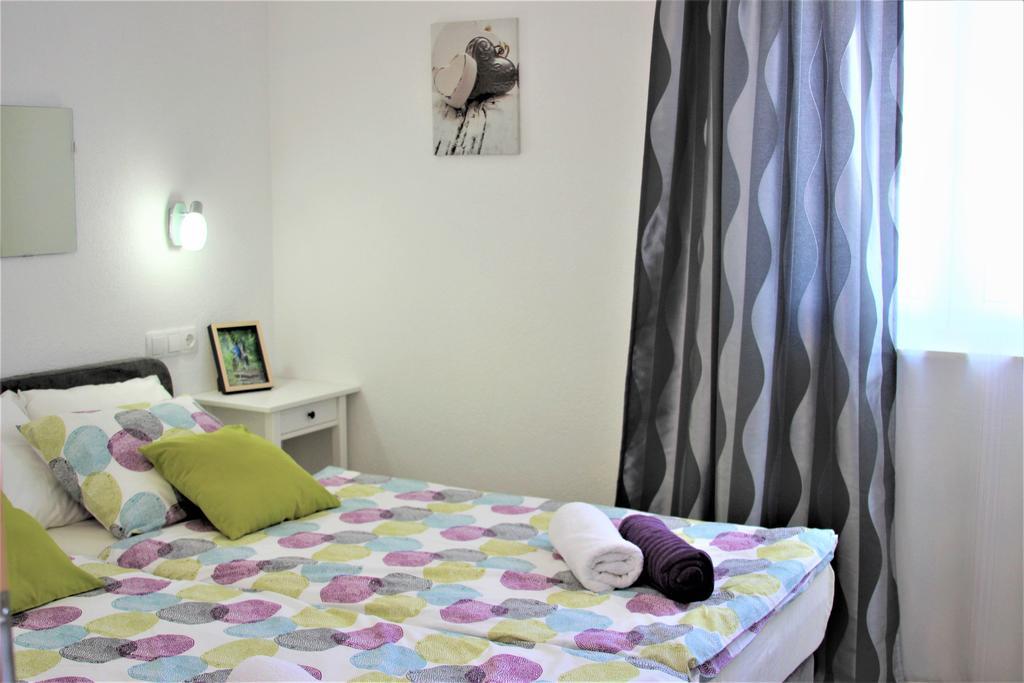 Apartments Medvid Trogir Eksteriør billede